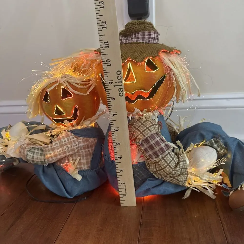 Gemmy Halloween Couple Sitting Fiber Optic Lights Yellow Scarecrow Pumpkin